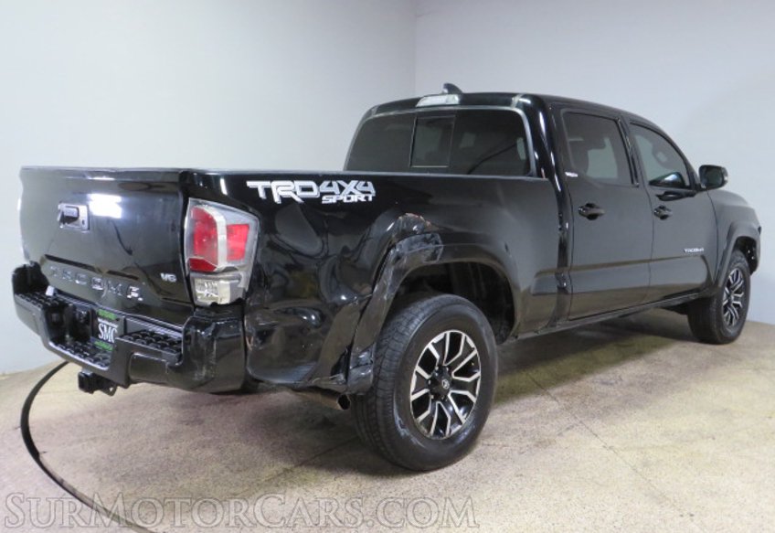 2022 Toyota Tacoma - Image 8