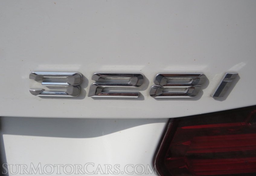 2014 BMW 3 Series - Image 17