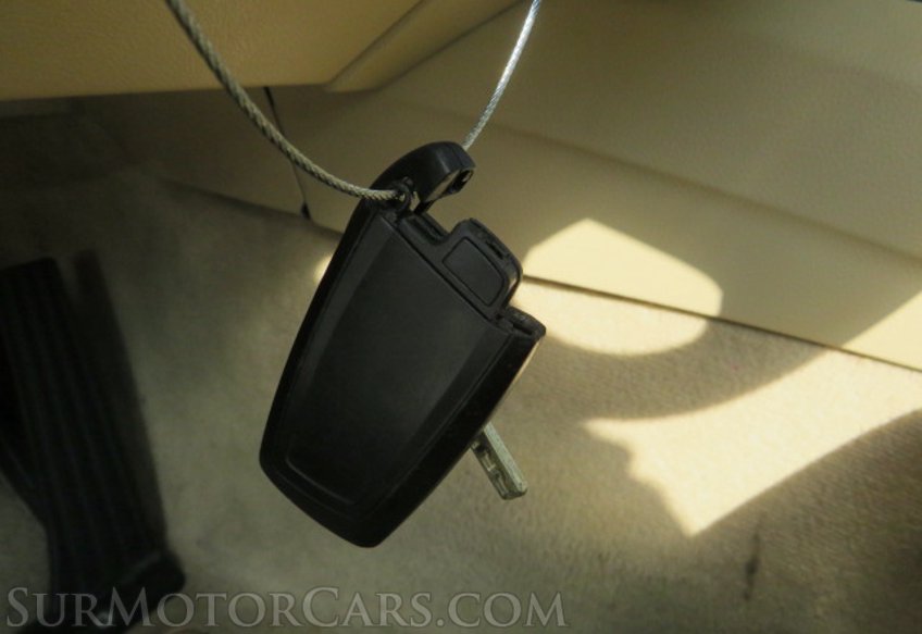 2014 BMW 3 Series - Image 33