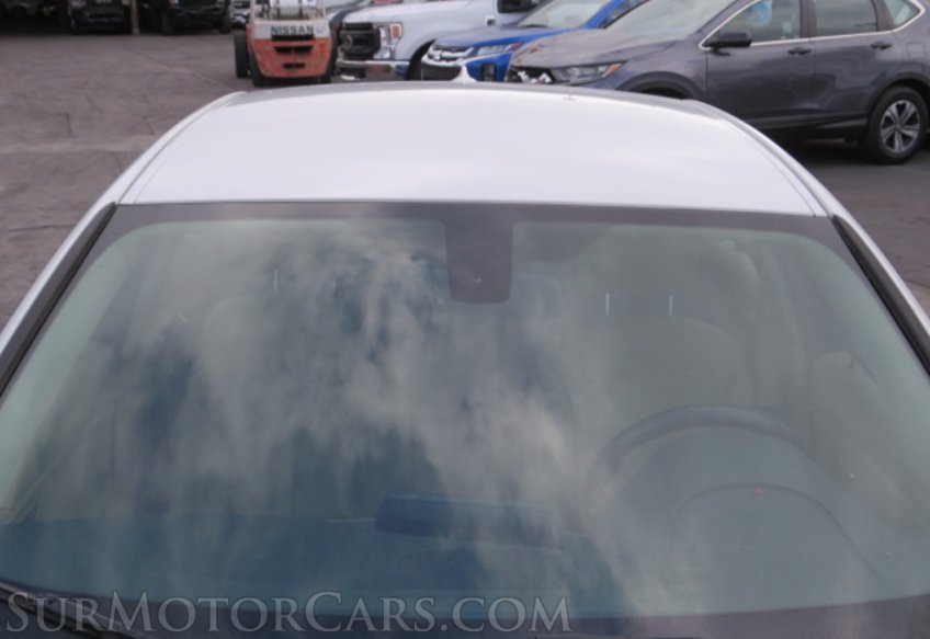 2014 BMW 3 Series - Image 14