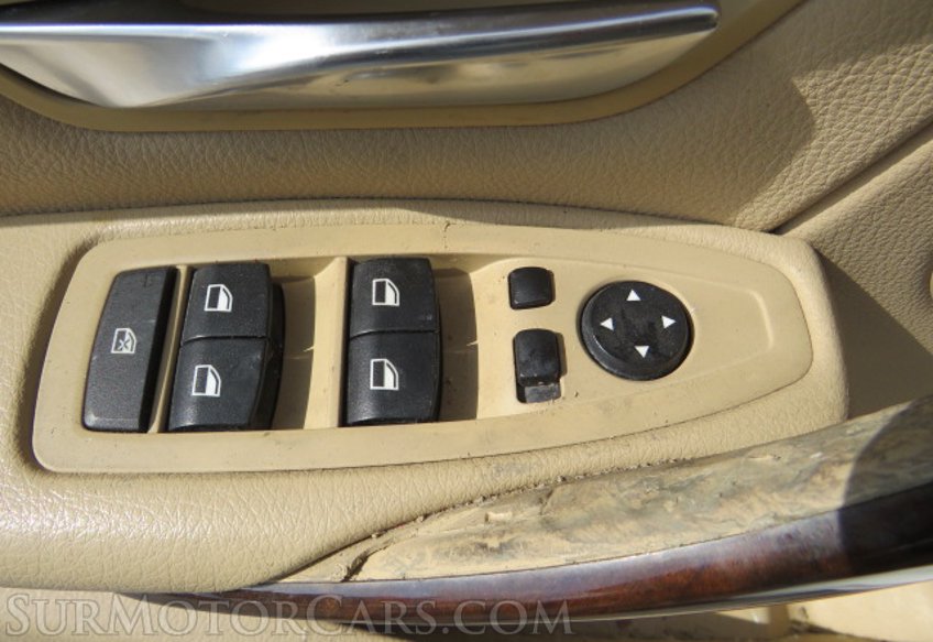 2014 BMW 3 Series - Image 40