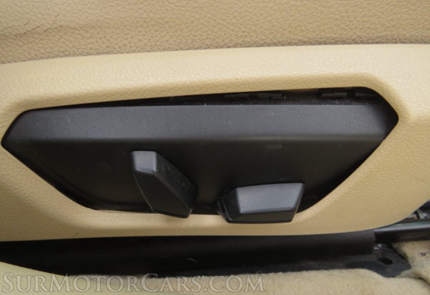 2014 BMW 3 Series - Image 41