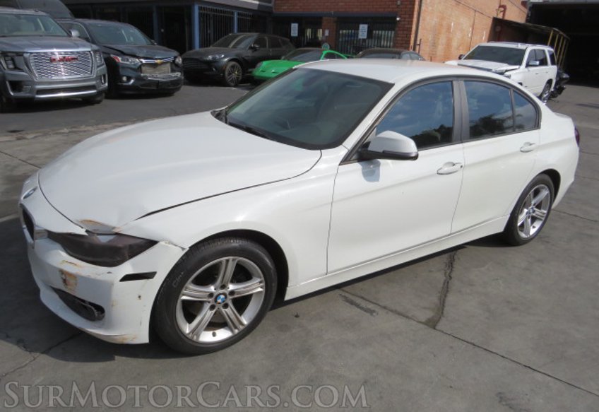 2014 BMW 3 Series - Image 4