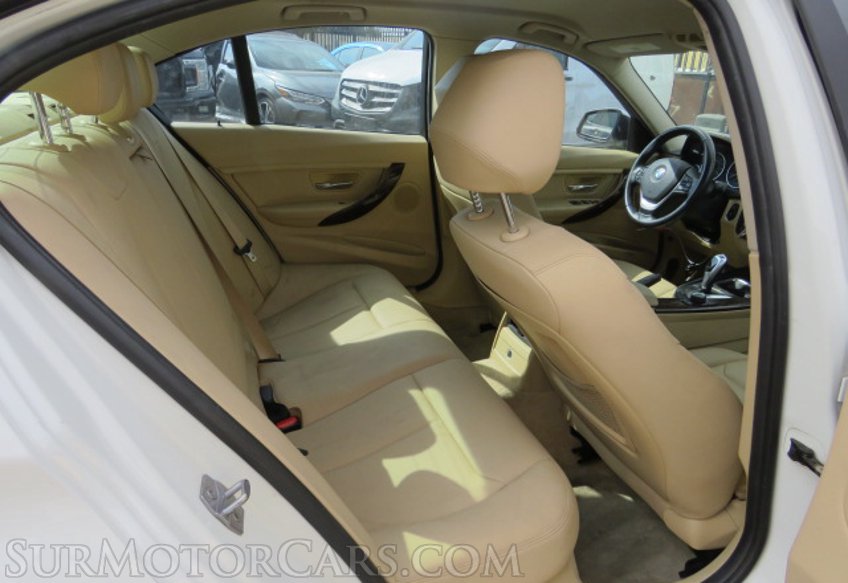 2014 BMW 3 Series - Image 29