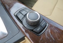 2014 BMW 3 Series - Image 39