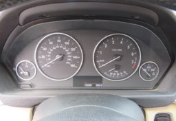 2014 BMW 3 Series - Image 34