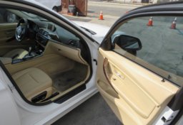 2014 BMW 3 Series - Image 21