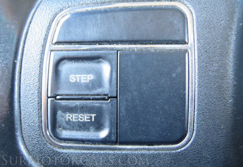 2011 Jeep Wrangler - Image 27