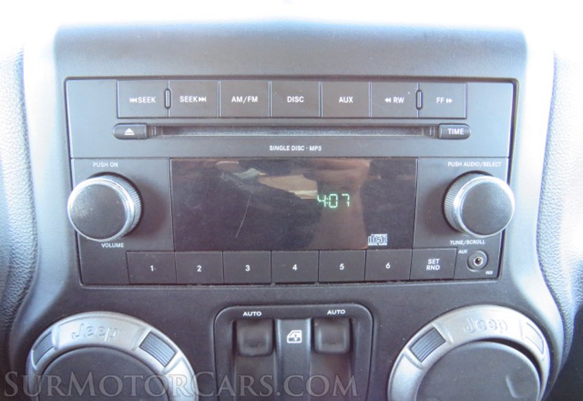 2011 Jeep Wrangler - Image 30