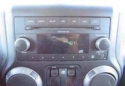 2011 Jeep Wrangler - Image 30