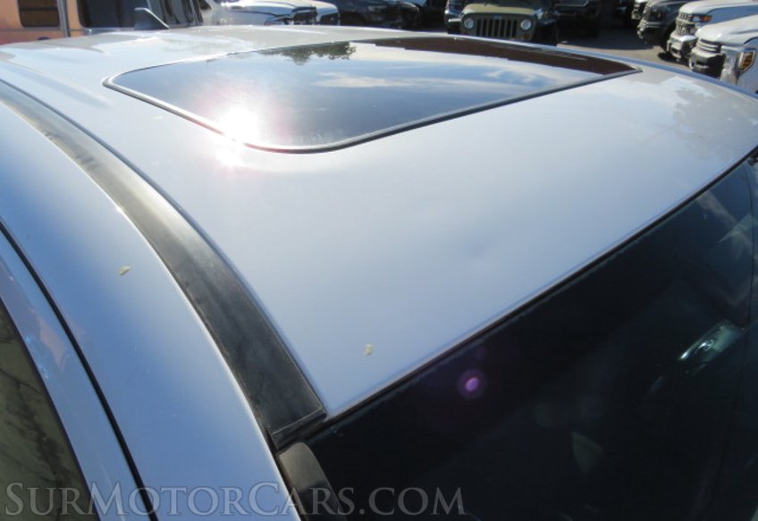 2016 Toyota Tacoma - Image 14