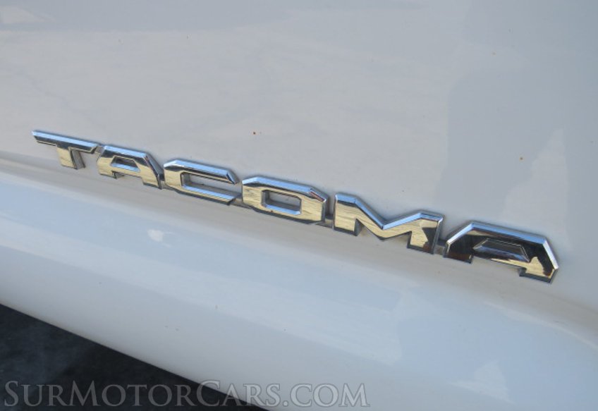 2016 Toyota Tacoma - Image 18