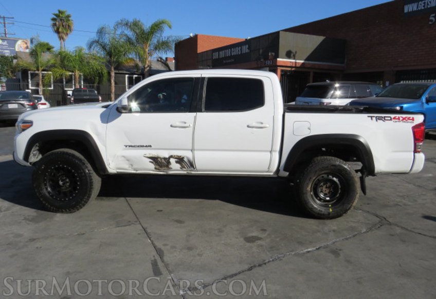 2016 Toyota Tacoma - Image 10