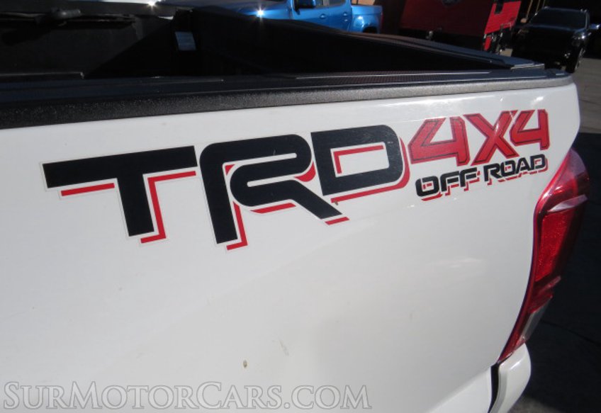 2016 Toyota Tacoma - Image 17