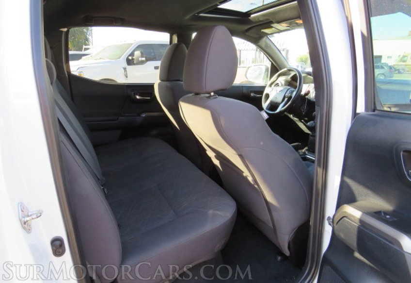 2016 Toyota Tacoma - Image 30