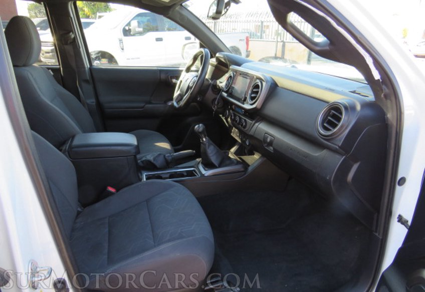 2016 Toyota Tacoma - Image 24