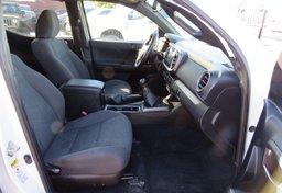 2016 Toyota Tacoma - Image 20