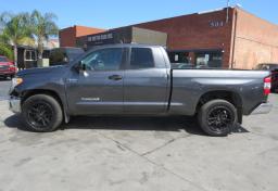 Thumbnail of 2016 Toyota Tundra