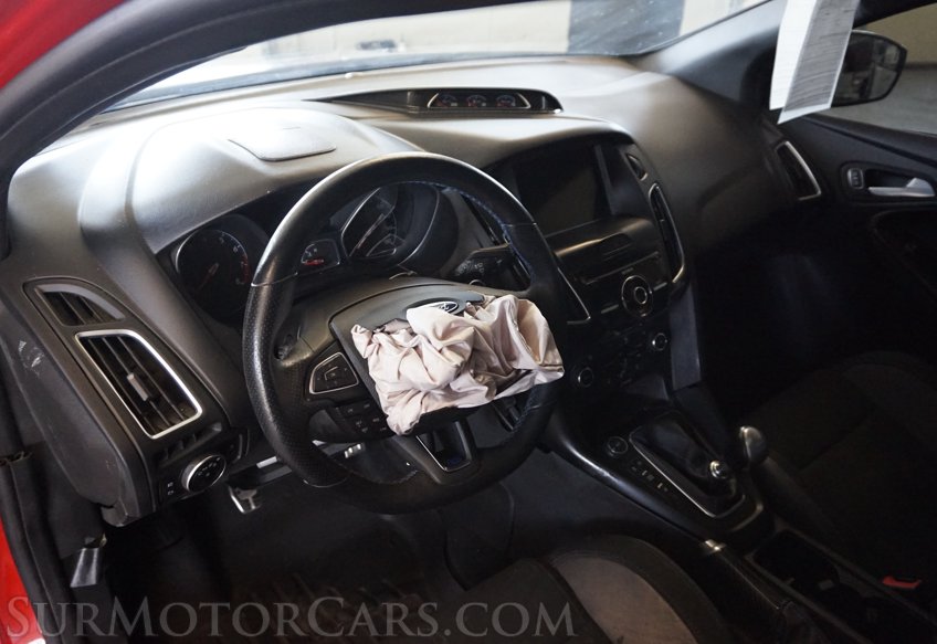 2018 Ford Focus - Image 28