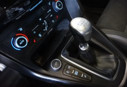 2018 Ford Focus - Image 54