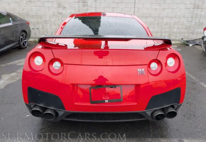 2009 Nissan GT-R - Image 8
