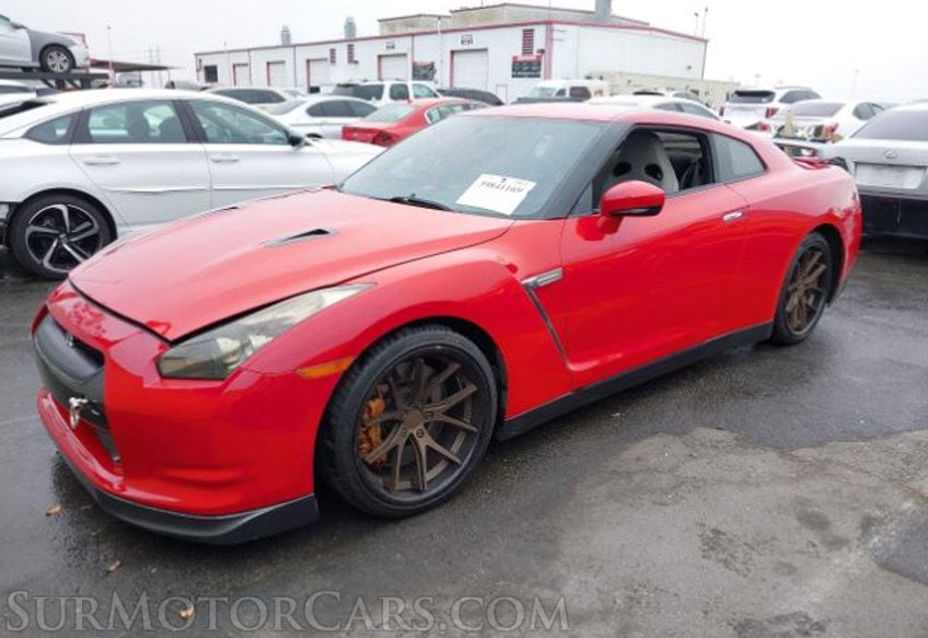 2009 Nissan GT-R - Image 2
