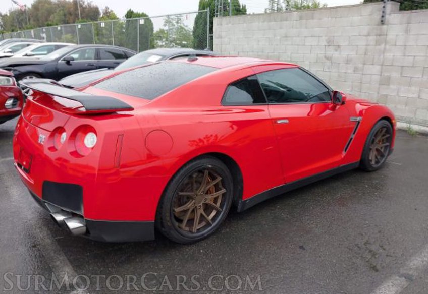 2009 Nissan GT-R - Image 7