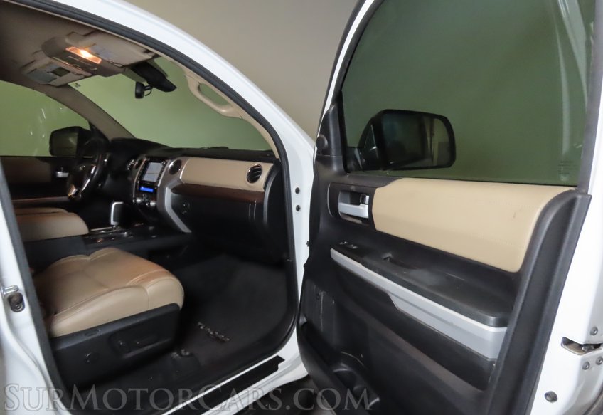 2021 Toyota Tundra - Image 22