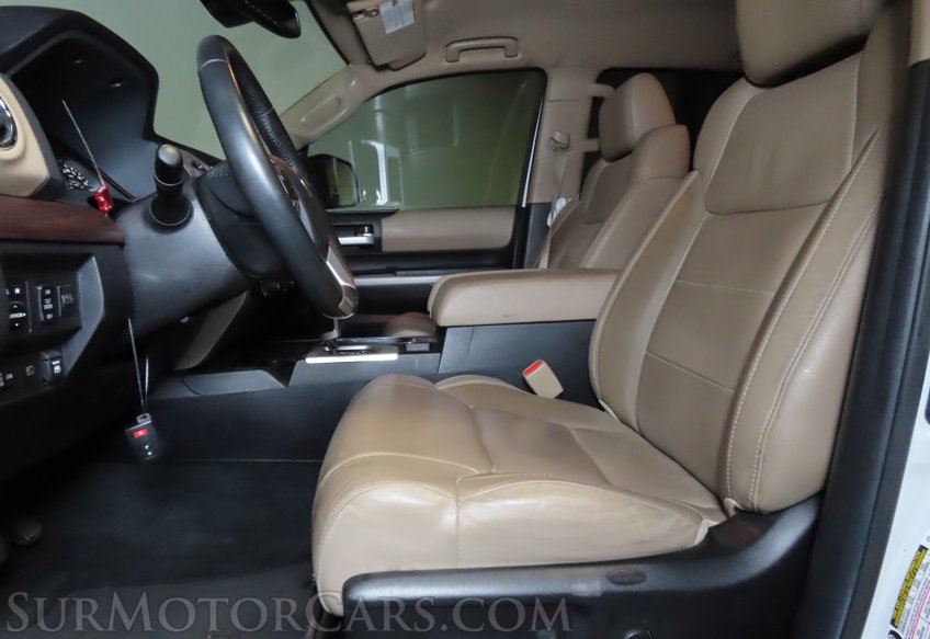 2021 Toyota Tundra - Image 25