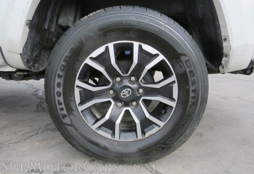 2023 Toyota Tacoma 4WD - Image 19