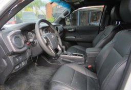 2023 Toyota Tacoma 4WD - Image 25