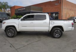 2023 Toyota Tacoma 4WD - Image 5