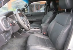 2023 Toyota Tacoma 4WD - Image 23