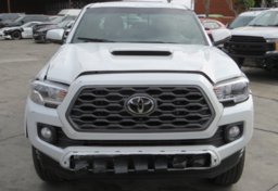 2023 Toyota Tacoma 4WD - Image 11