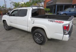 2023 Toyota Tacoma 4WD - Image 7