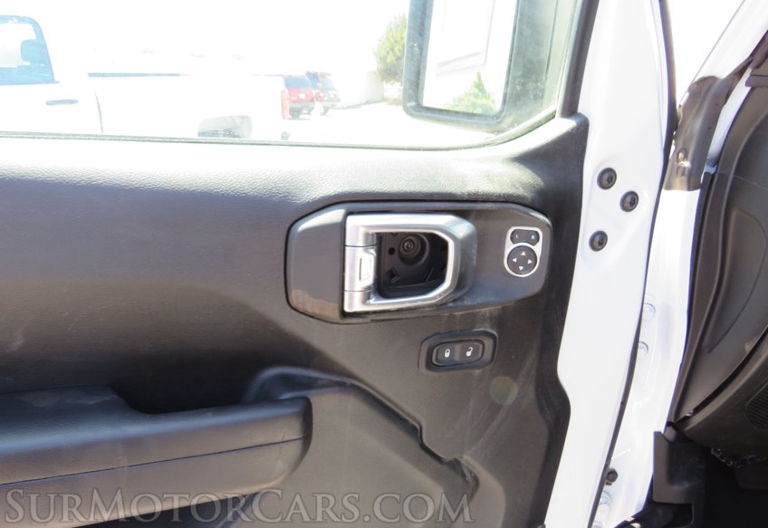 2021 Jeep Wrangler - Image 24