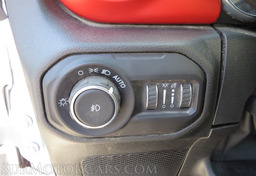 2021 Jeep Wrangler - Image 25