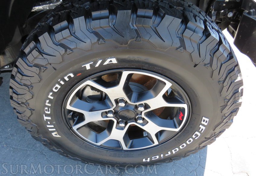 2021 Jeep Wrangler - Image 15