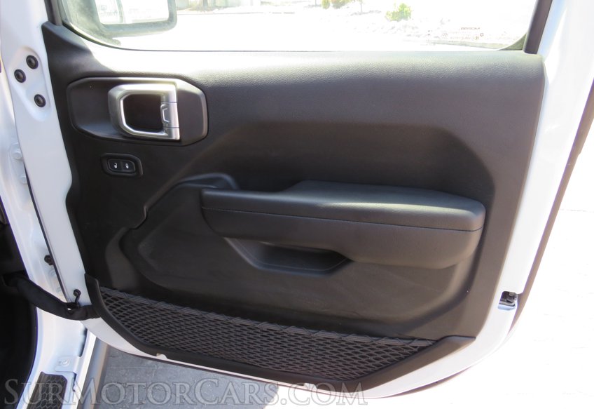 2021 Jeep Wrangler - Image 40