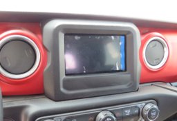 2021 Jeep Wrangler - Image 28