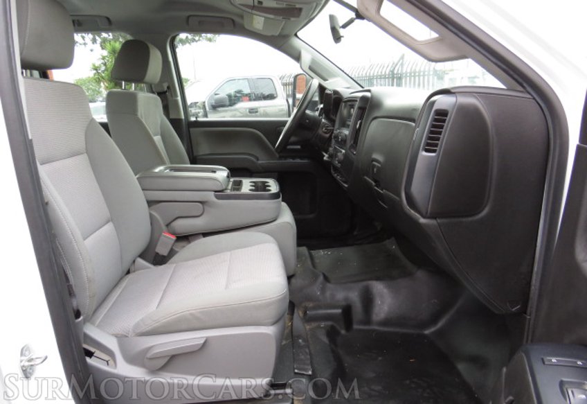 2017 Chevrolet Silverado 2500HD - Image 21