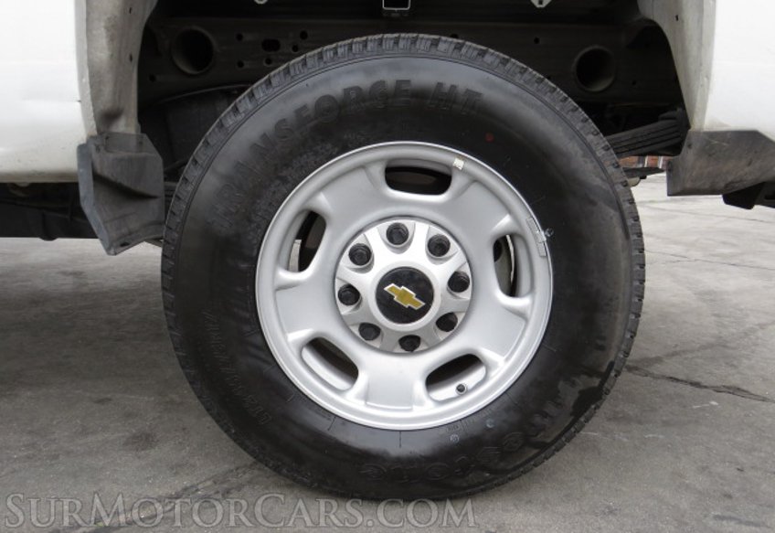 2017 Chevrolet Silverado 2500HD - Image 11