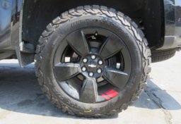 2018 Chevrolet Colorado - Image 12