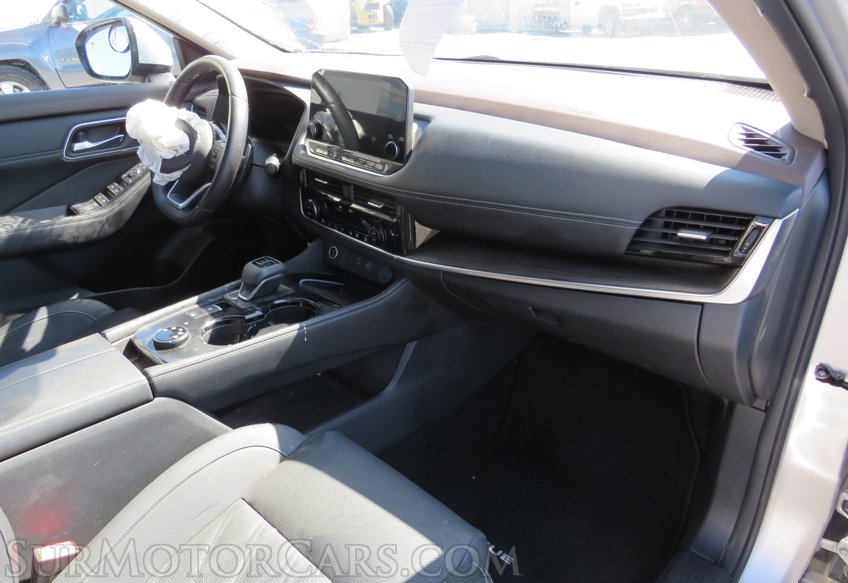 2021 Nissan Rogue - Image 20