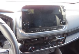 2021 Nissan Rogue - Image 31