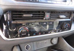 2021 Nissan Rogue - Image 32