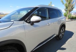 2021 Nissan Rogue - Image 13