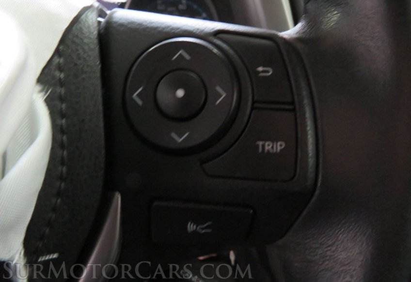 2017 Toyota RAV4 - Image 32