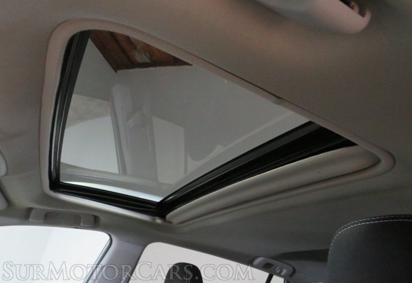 2017 Toyota RAV4 - Image 42