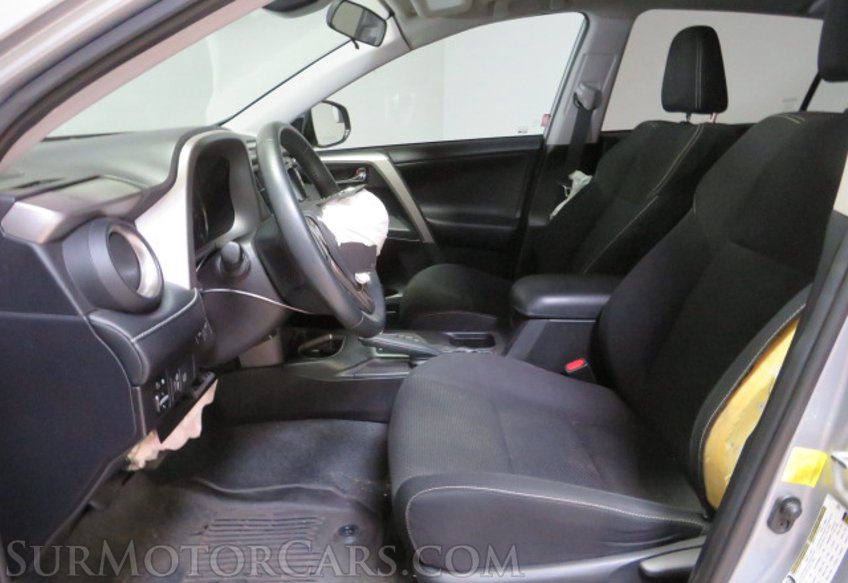 2017 Toyota RAV4 - Image 24